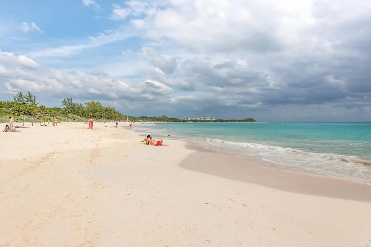 Ocean View From Your King Bed Playa del Carmen Messico